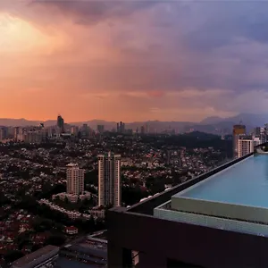 Viia Residences Kuala Lumpur, Five Senses Apartahotel Kuala Lumpur